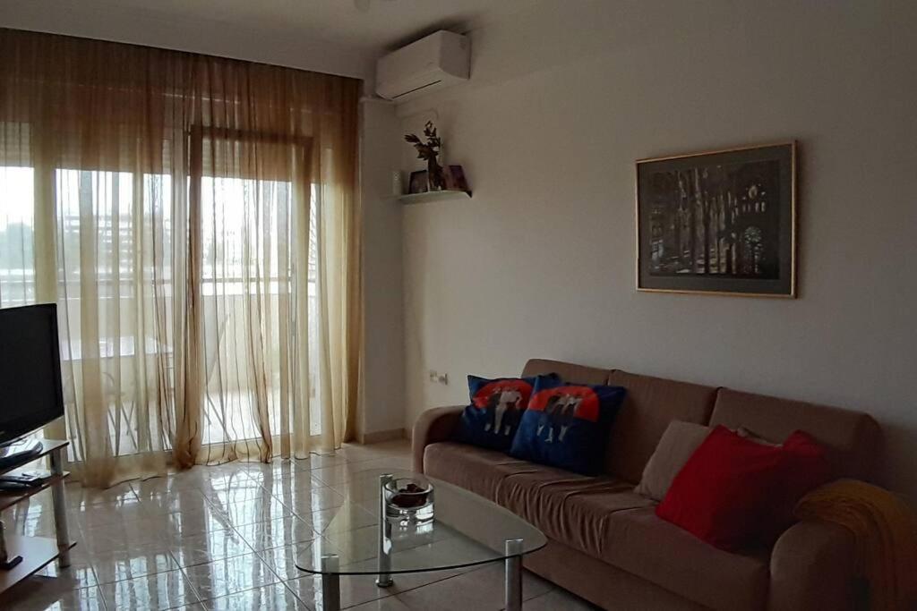 Blue Apartment เทสซาโลนิกิ ภายนอก รูปภาพ